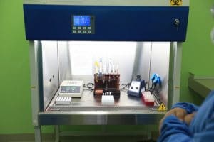 PCR Alat PCR Swab Test di RSUKT